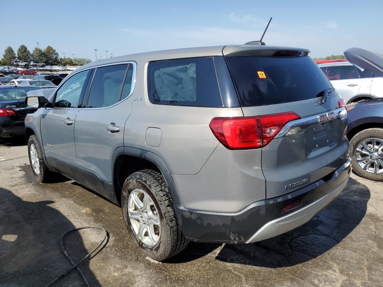 2019 GMC Acadia - Image 2