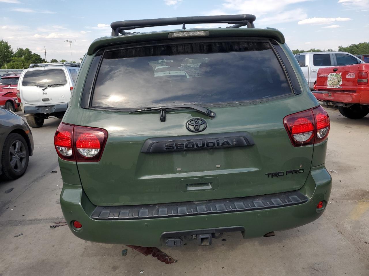 5TDBY5G15LS177027 2020 Toyota Sequoia Sr5