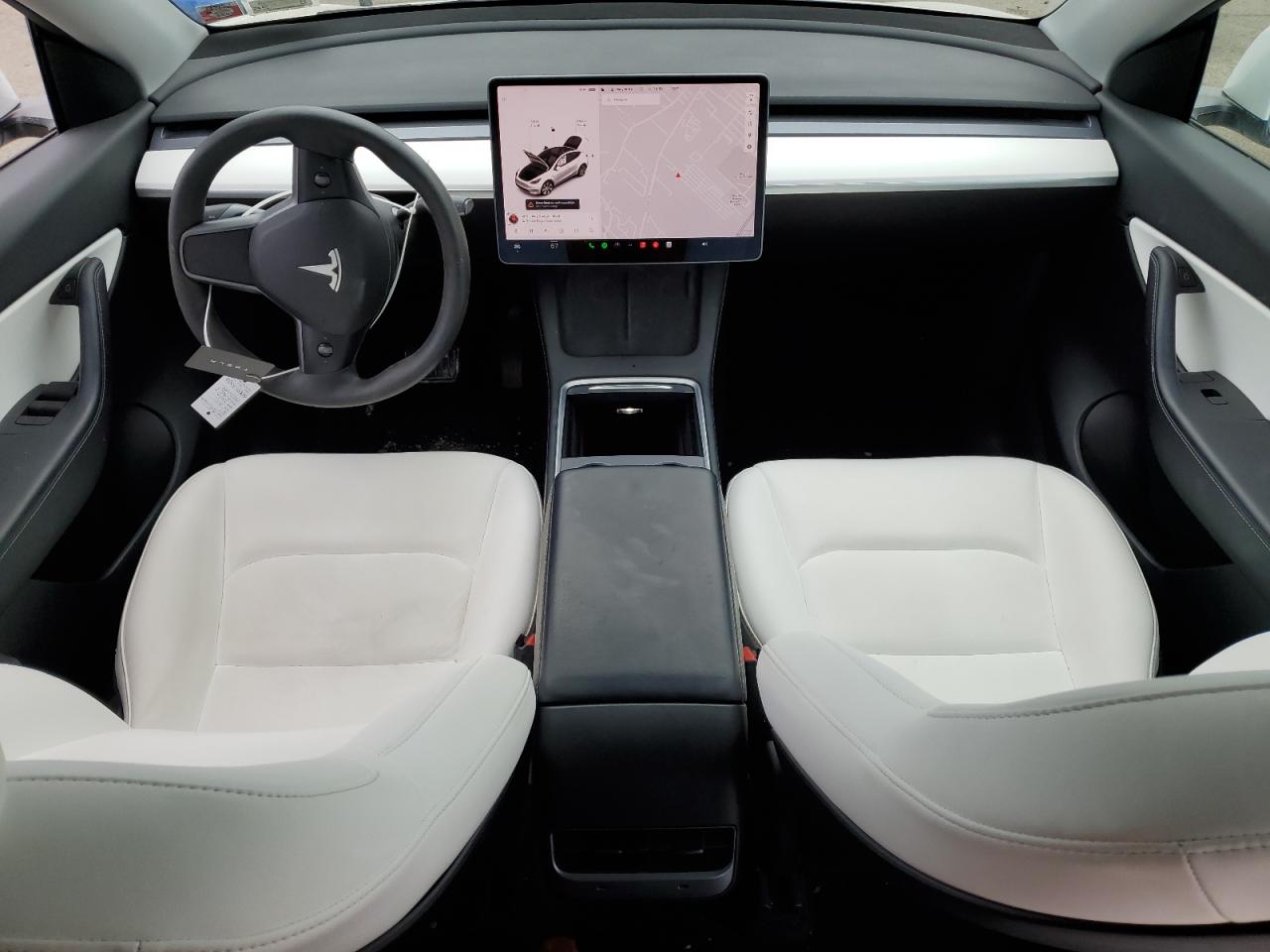 5YJYGDEE6MF240543 2021 Tesla Model Y