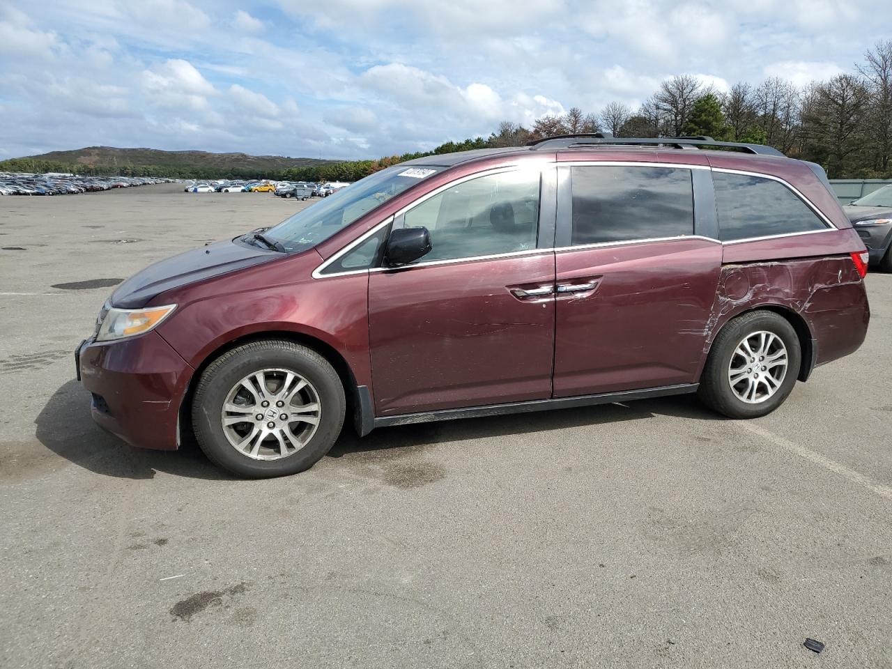 2011 Honda Odyssey - Image 1