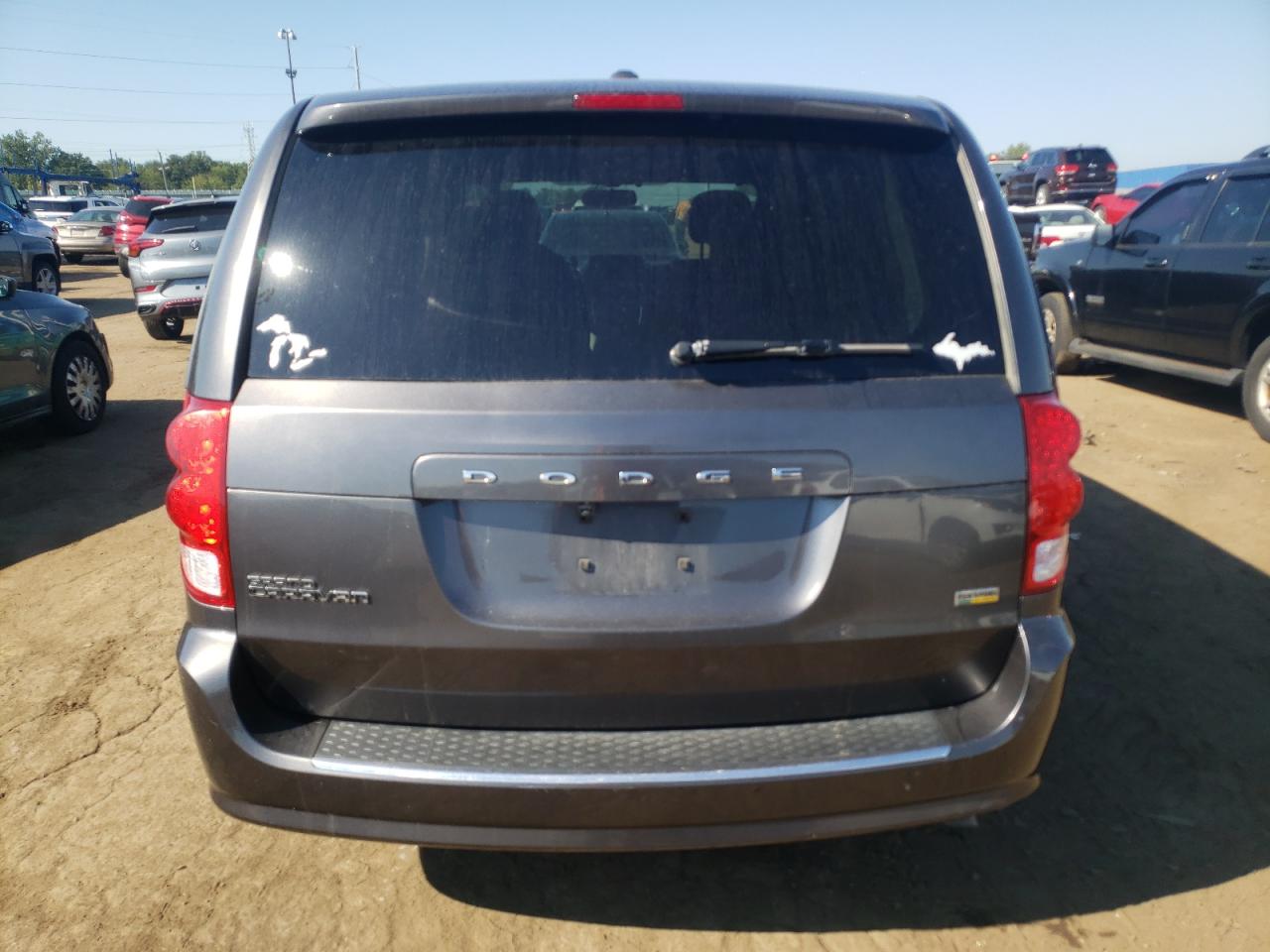 2C4RDGBG9HR735477 2017 Dodge Grand Caravan Se