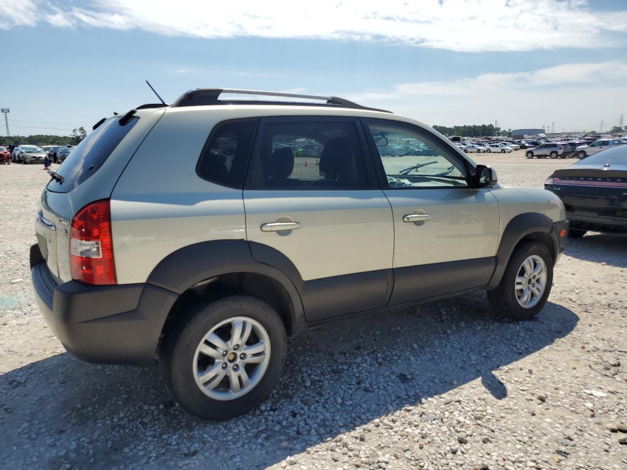2007 Hyundai Tucson - Image 3