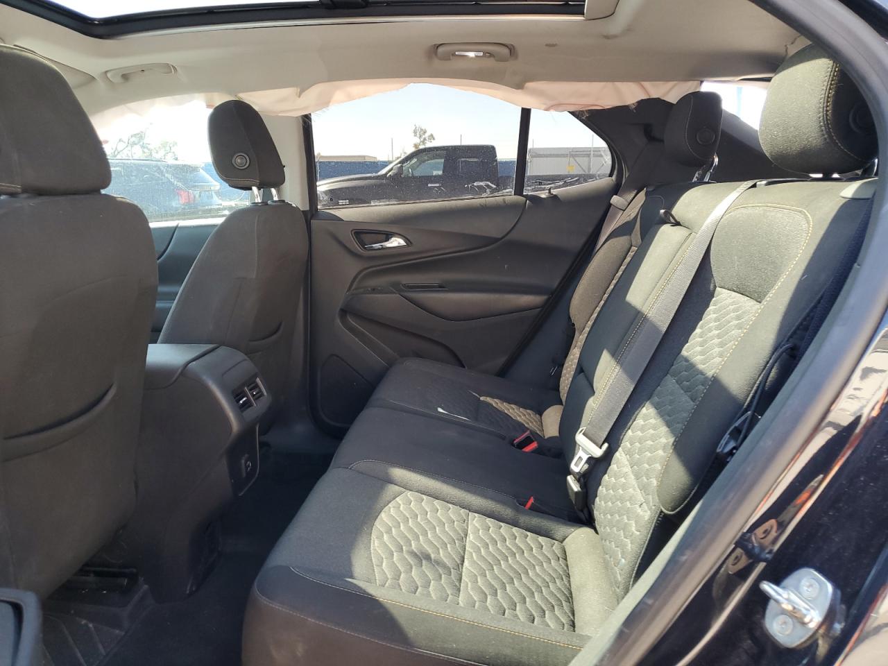 2020 Chevrolet Equinox - Image 11