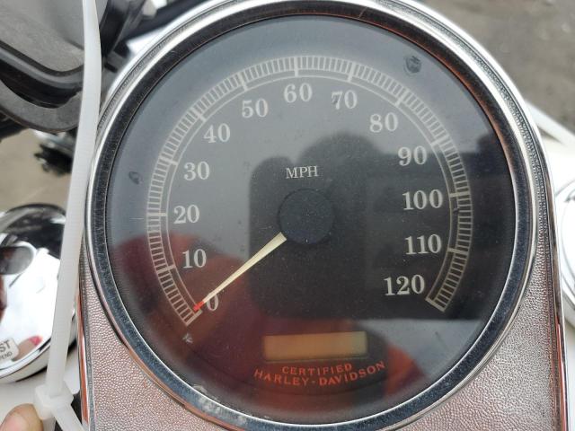 2004 HARLEY-DAVIDSON FLSTC 