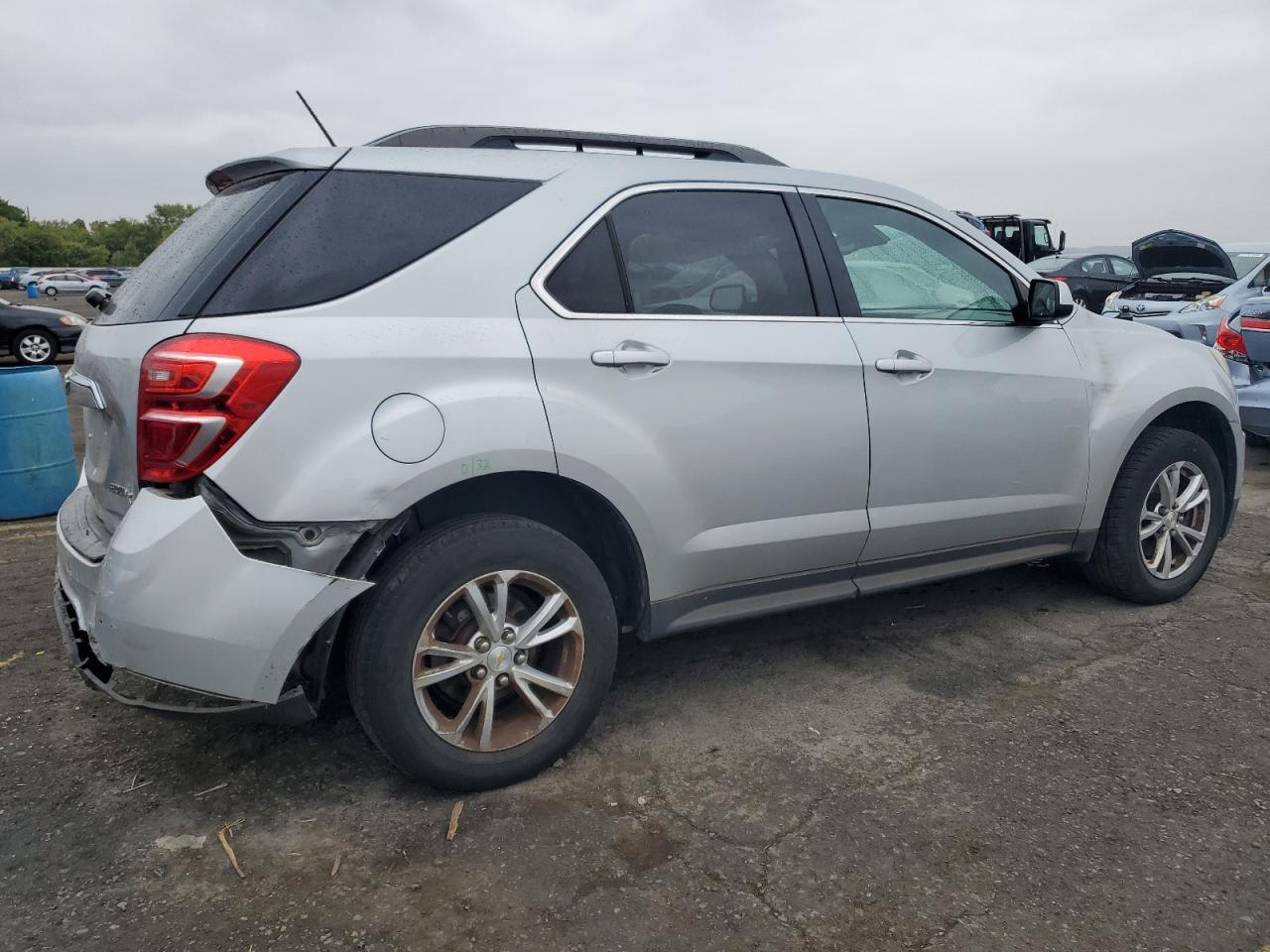 2017 Chevrolet Equinox - Image 3