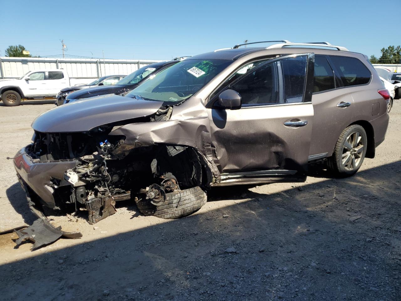 2014 NISSAN PATHFINDER