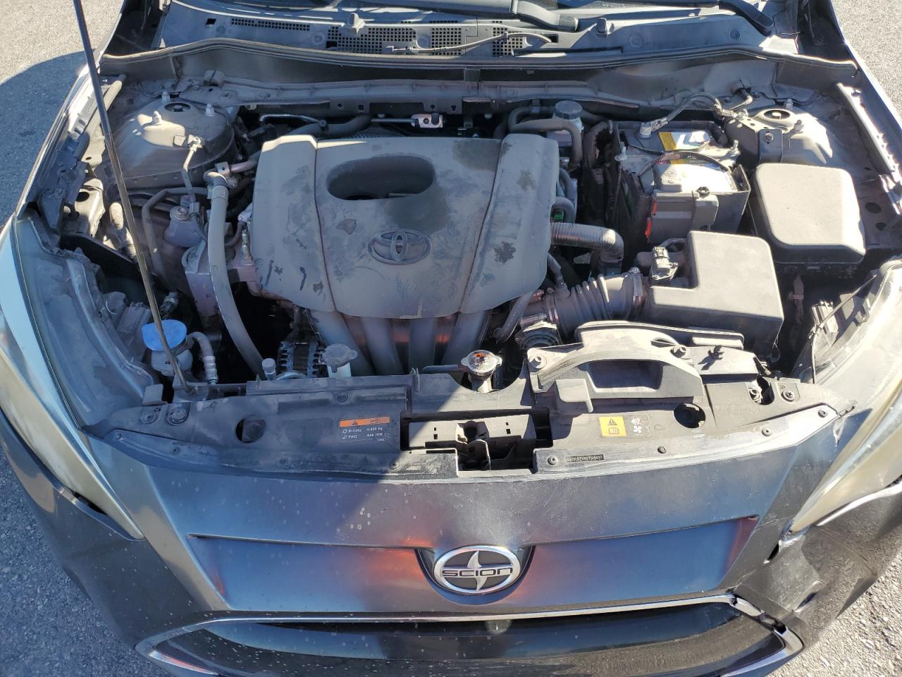 3MYDLBZV4GY124437 2016 Toyota Scion Ia