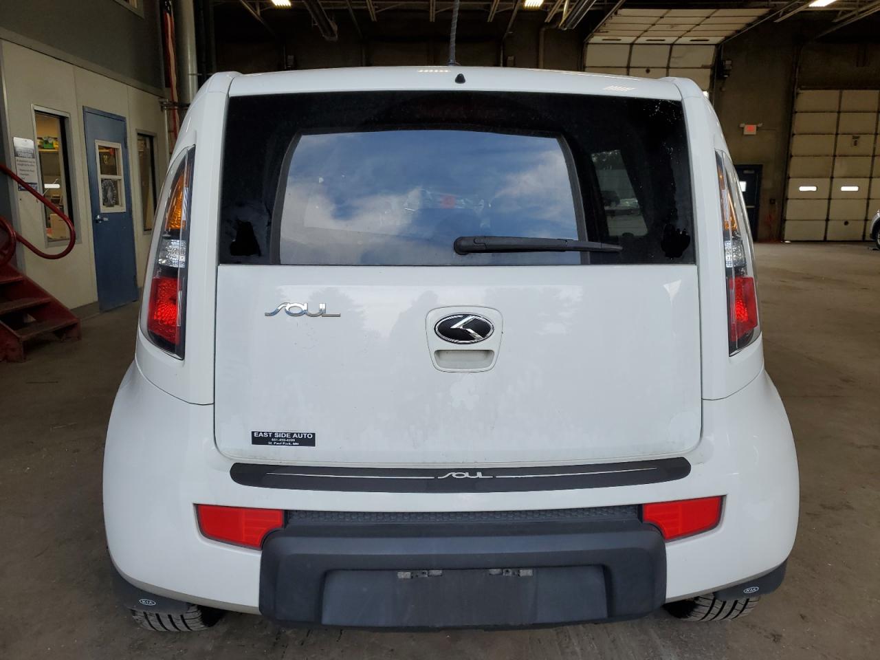 KNDJT2A25A7061893 2010 Kia Soul +