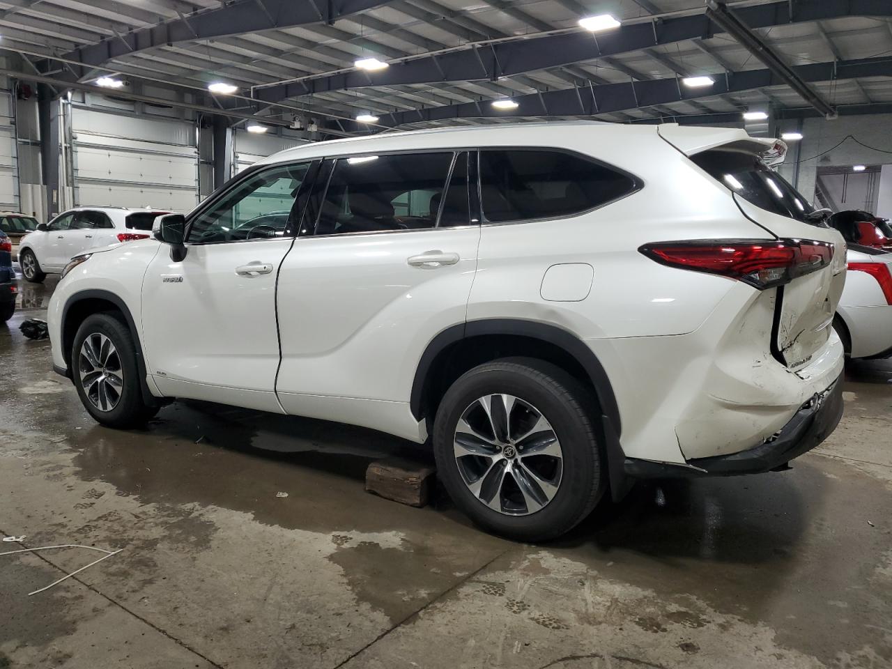 2020 Toyota Highlander Hybrid Xle VIN: 5TDHBRCH3LS000255 Lot: 72648964