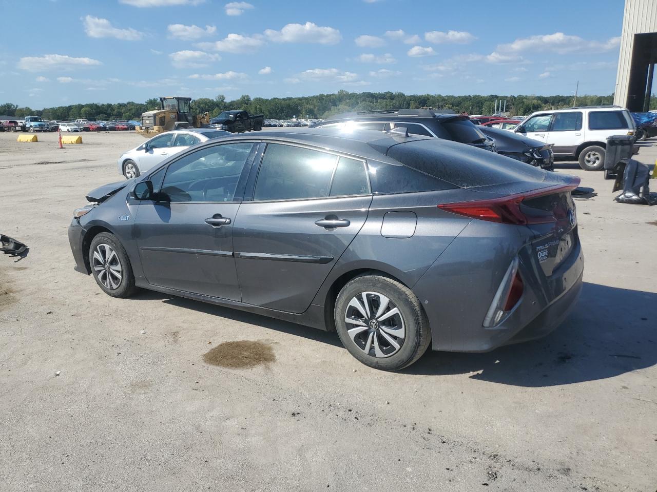 VIN JTDKARFP6H3003896 2017 TOYOTA PRIUS no.2