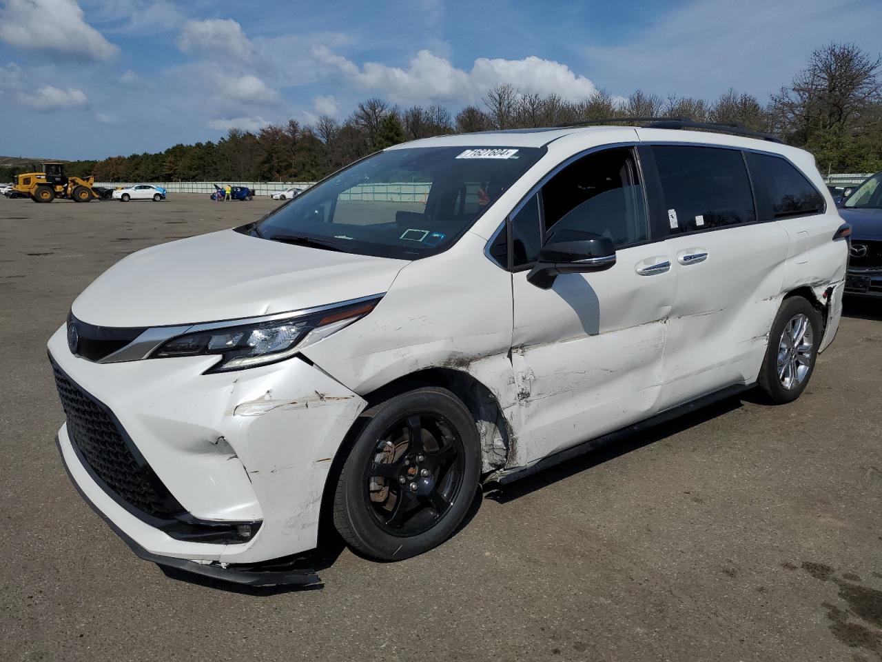 5TDCSKFC6PS083719 2023 TOYOTA SIENNA - Image 1