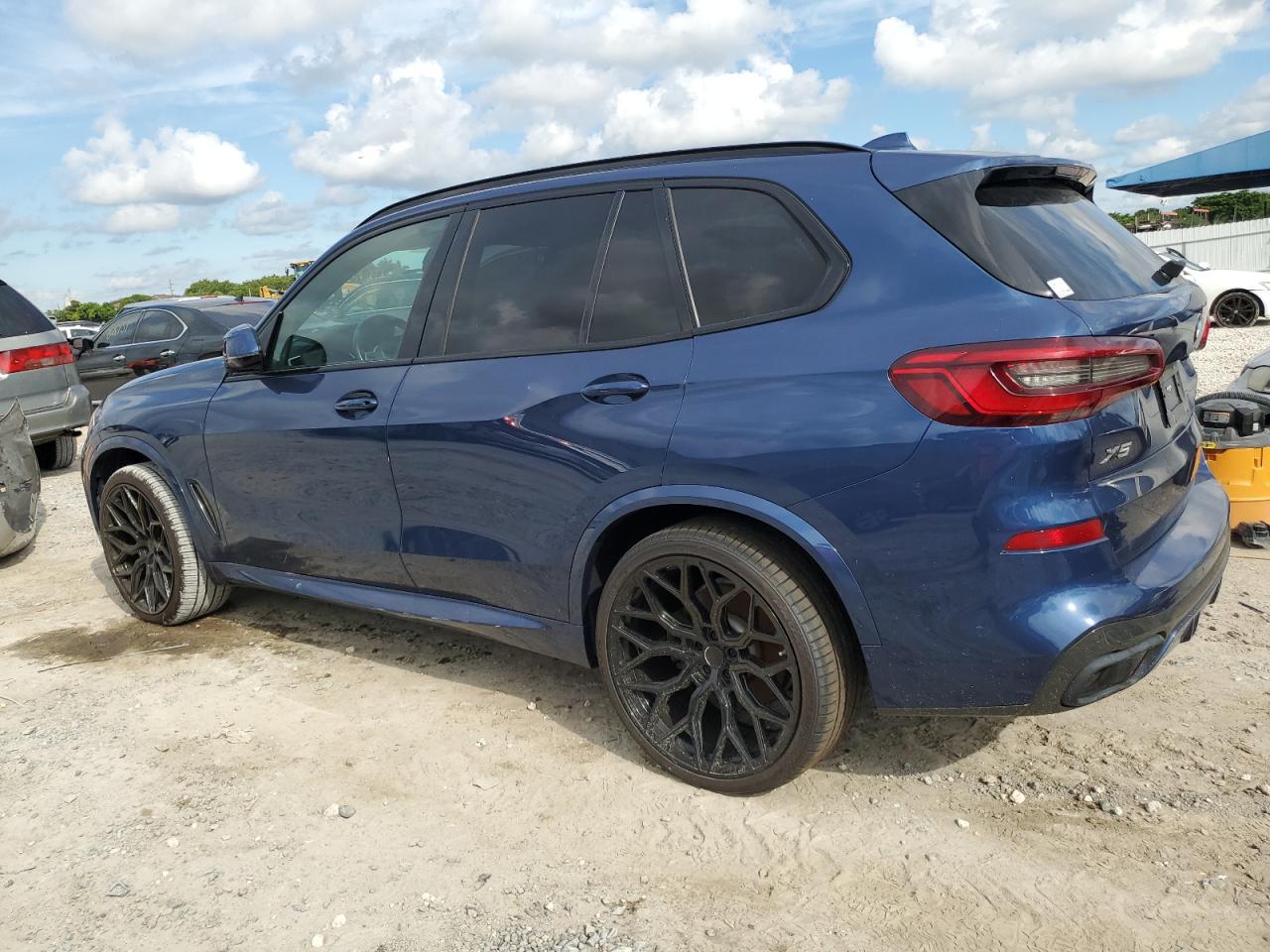 2019 BMW X5 - Image 2