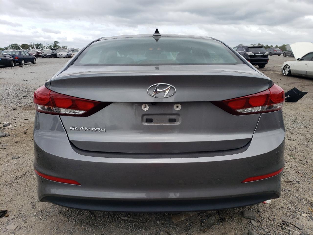 5NPD84LF3JH295522 2018 Hyundai Elantra Sel