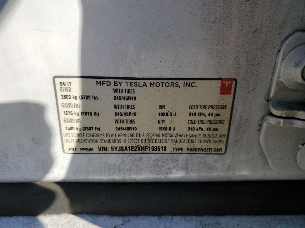 5YJSA1E2XHF193518 2017 Tesla Model S