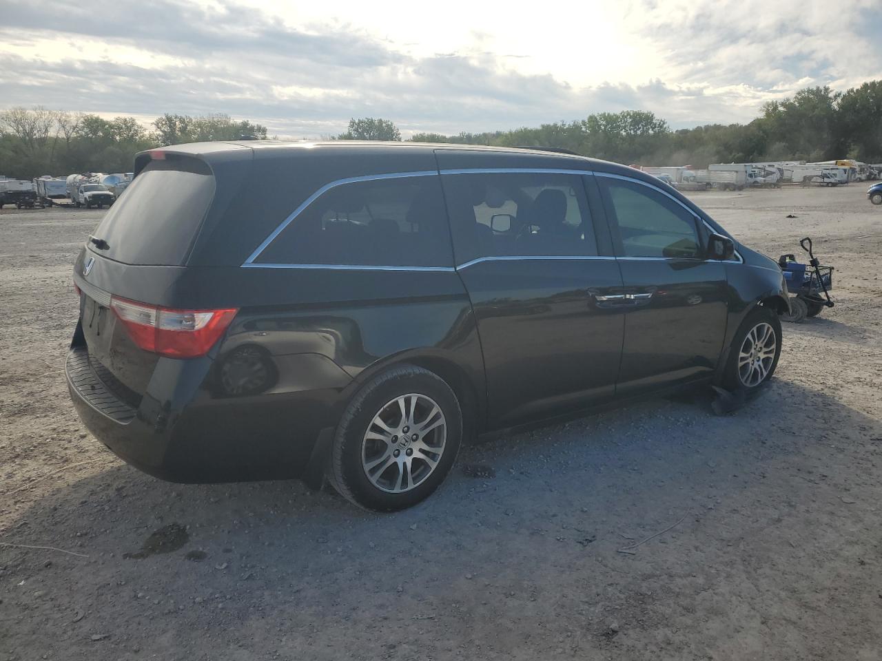 5FNRL5H6XBB001276 2011 Honda Odyssey Exl