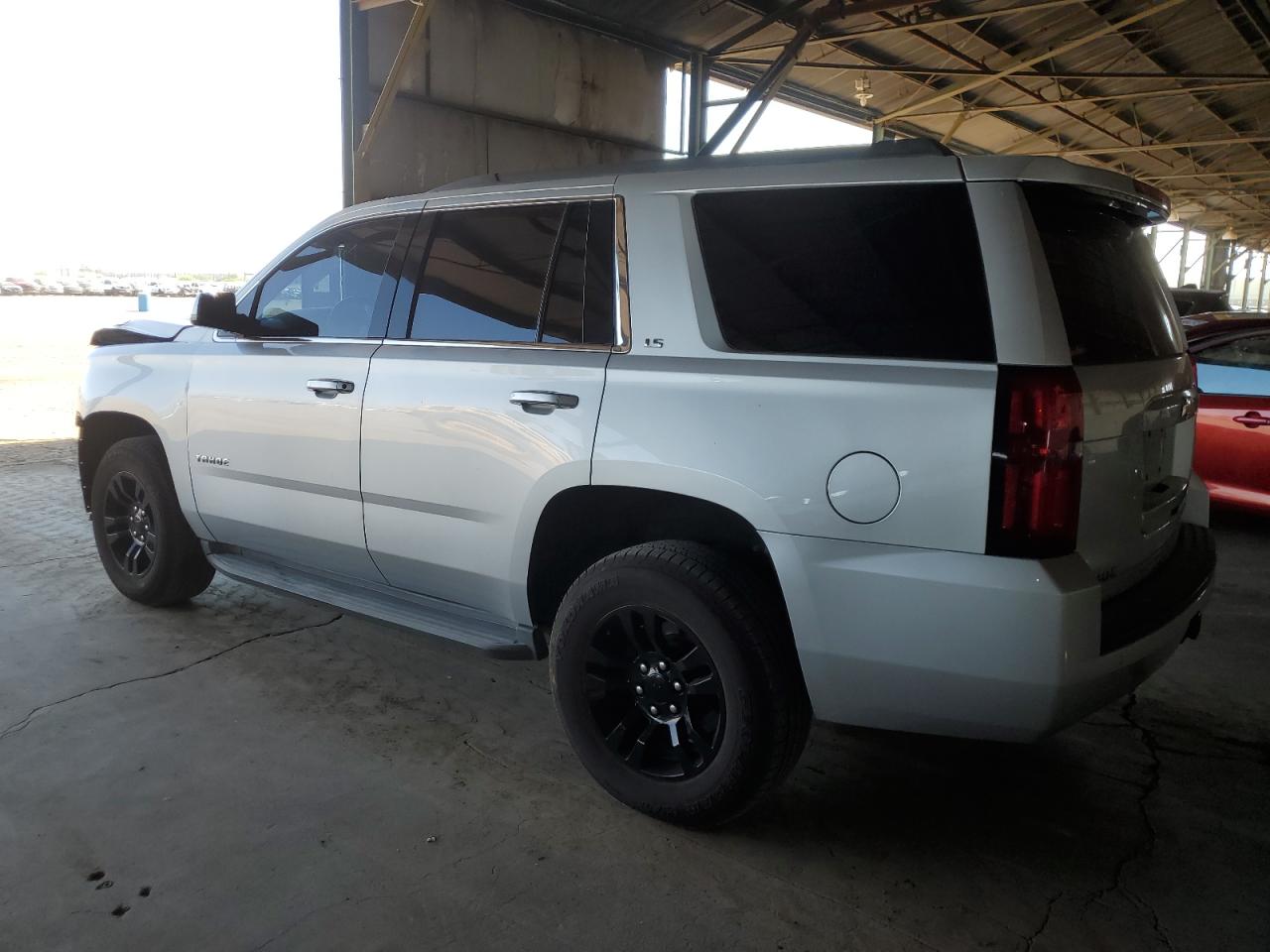 1GNSCAKC8FR285068 2015 CHEVROLET TAHOE - Image 2