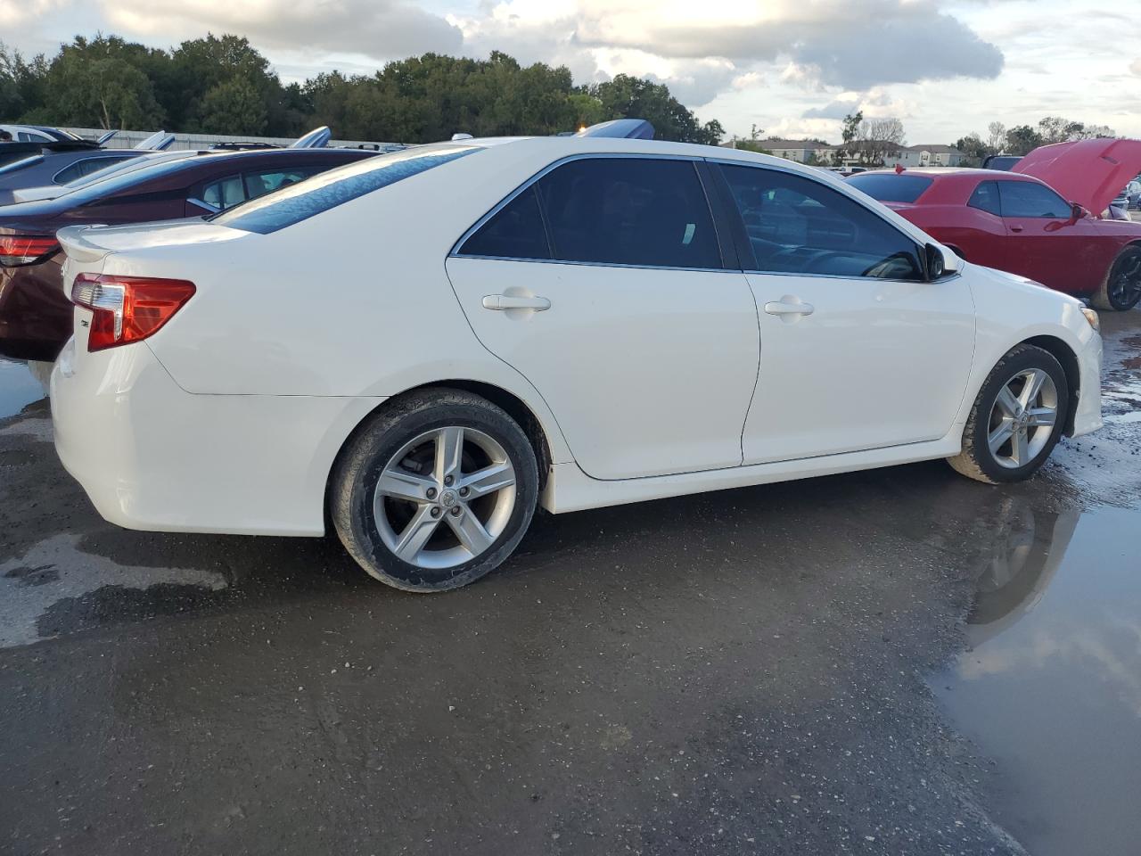 2013 Toyota Camry - Image 3