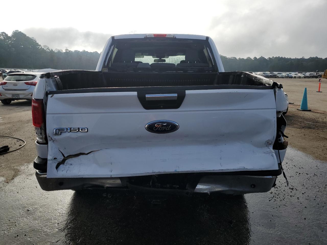 2015 Ford F-150 - Image 6