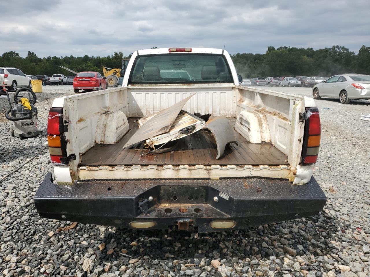 2007 GMC New Sierra C1500 Classic VIN: 1GTEC14X97Z120671 Lot: 69780984