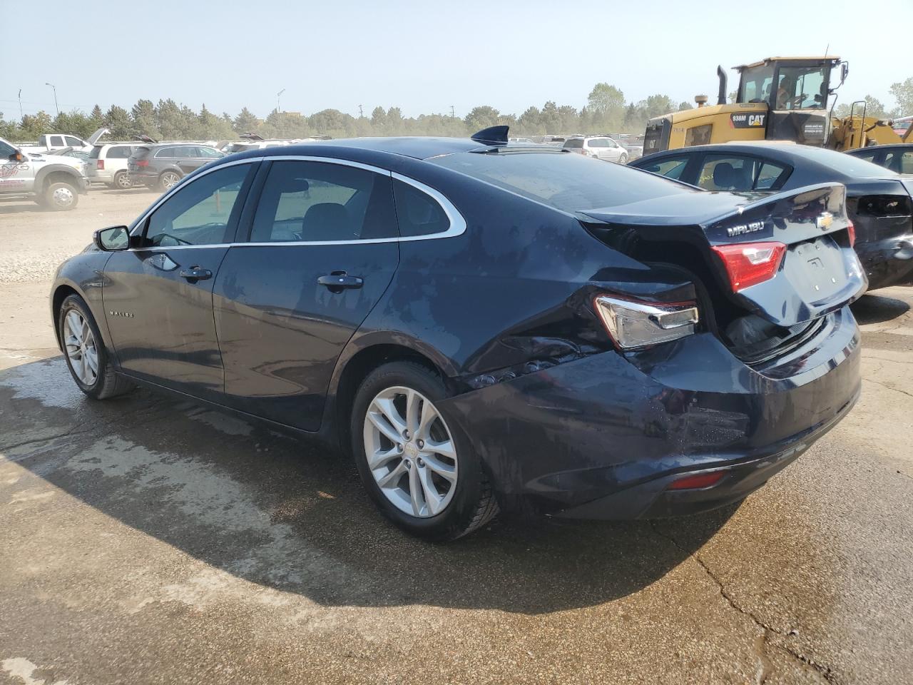 1G1ZE5ST6HF220158 2017 CHEVROLET MALIBU - Image 2