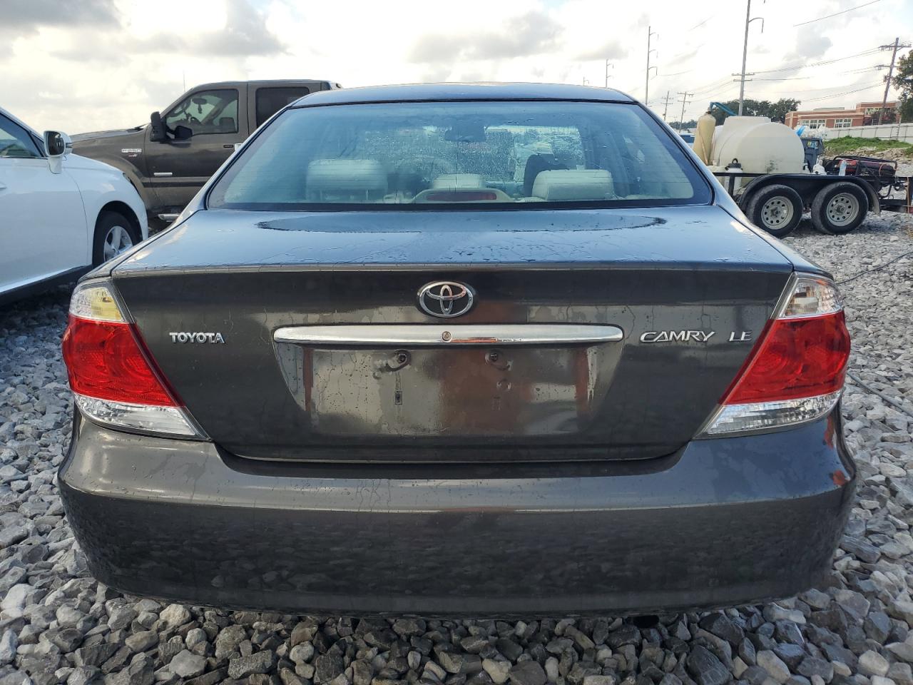 2005 Toyota Camry Le VIN: 4T1BE32K55U632711 Lot: 71875834