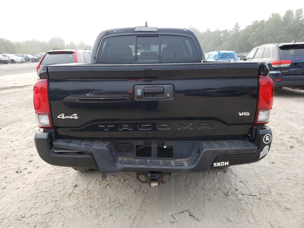 3TMCZ5AN9HM081003 2017 Toyota Tacoma Double Cab