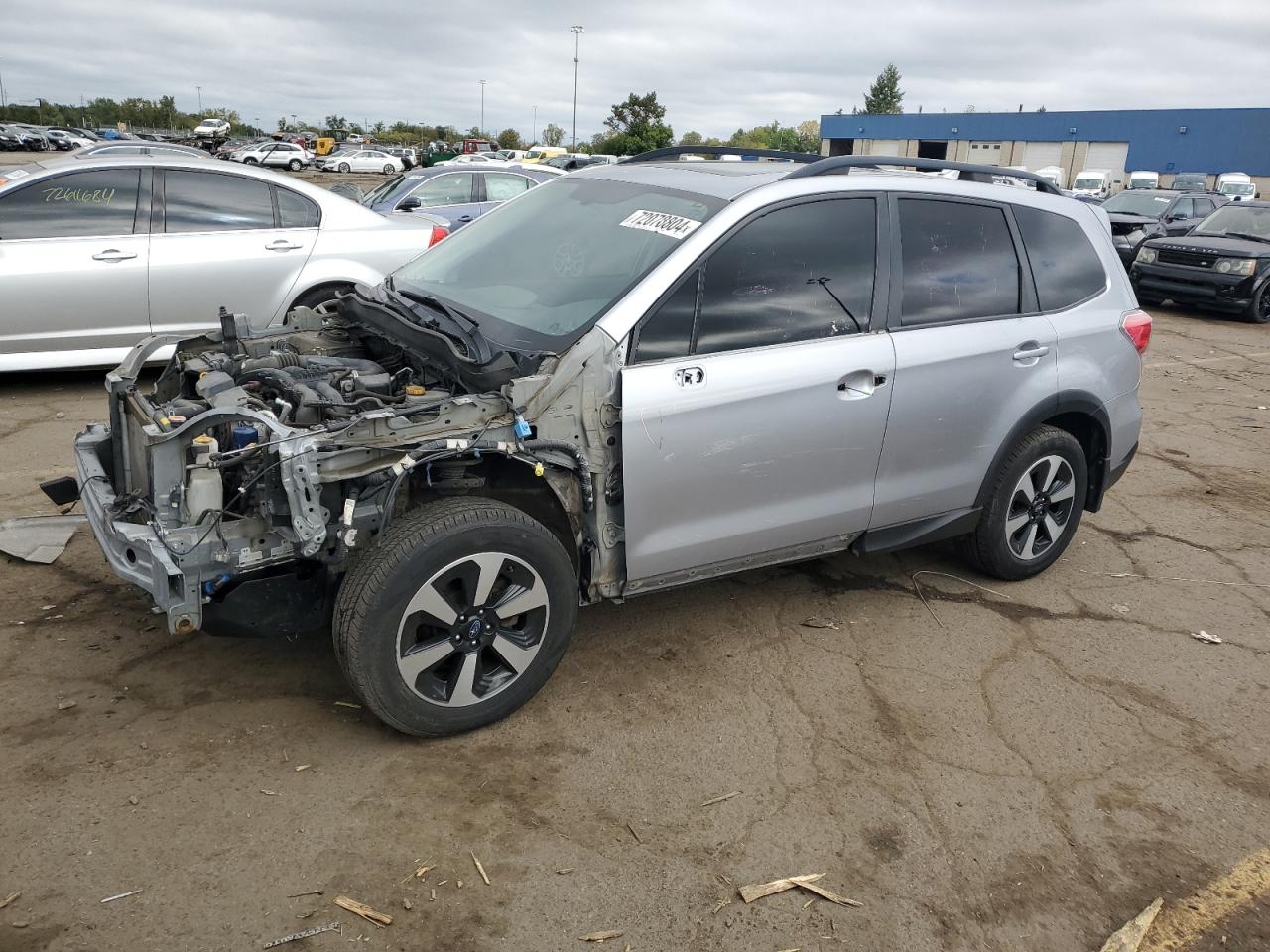 JF2SJAEC4JH617825 2018 Subaru Forester 2.5I Premium