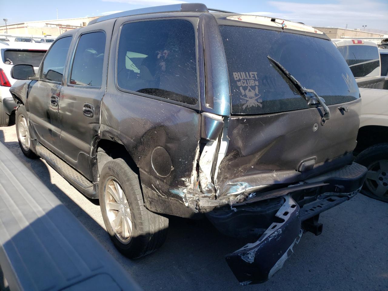 2002 GMC Yukon - Image 2