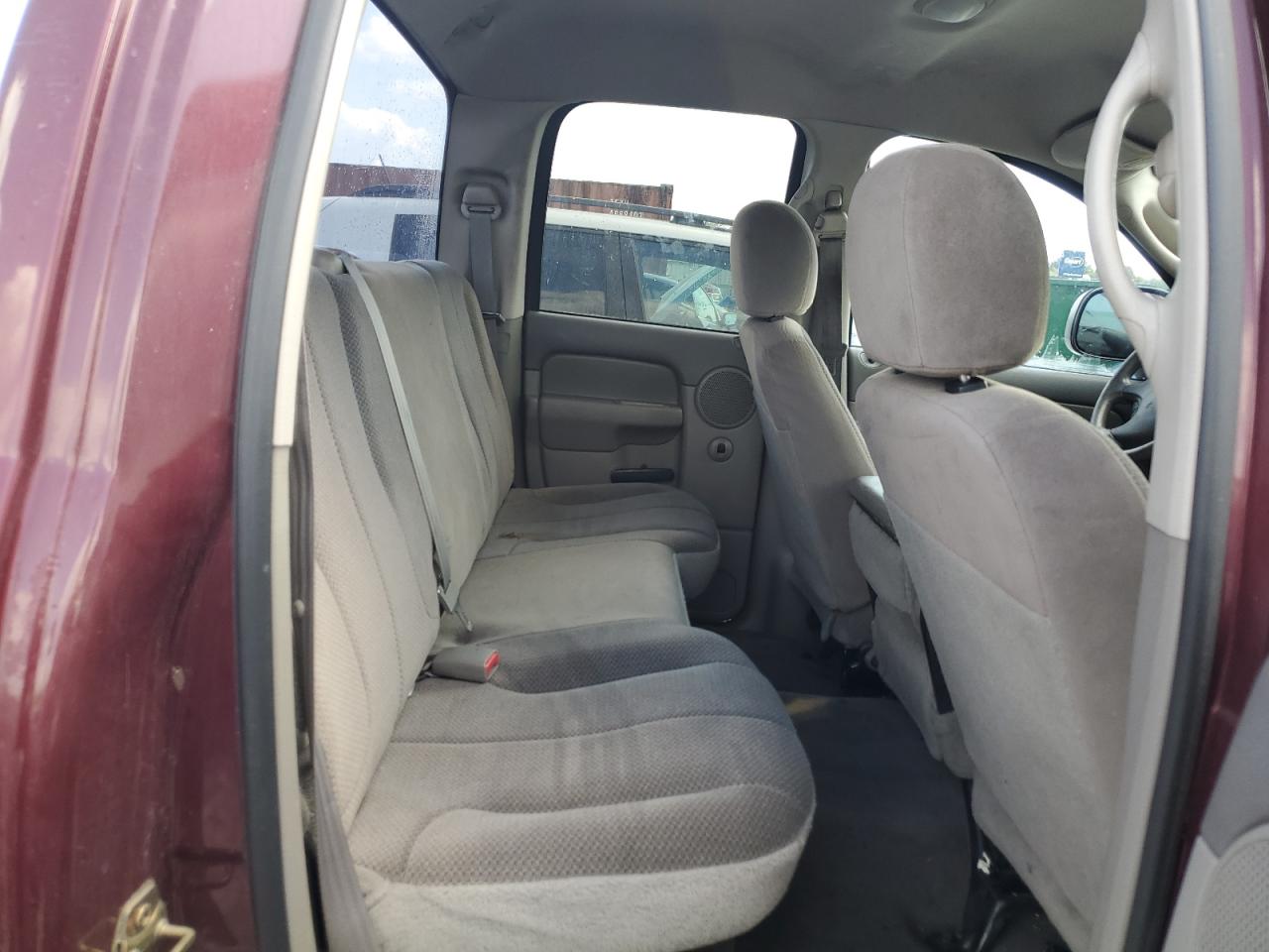 2003 Dodge RAM - Image 10