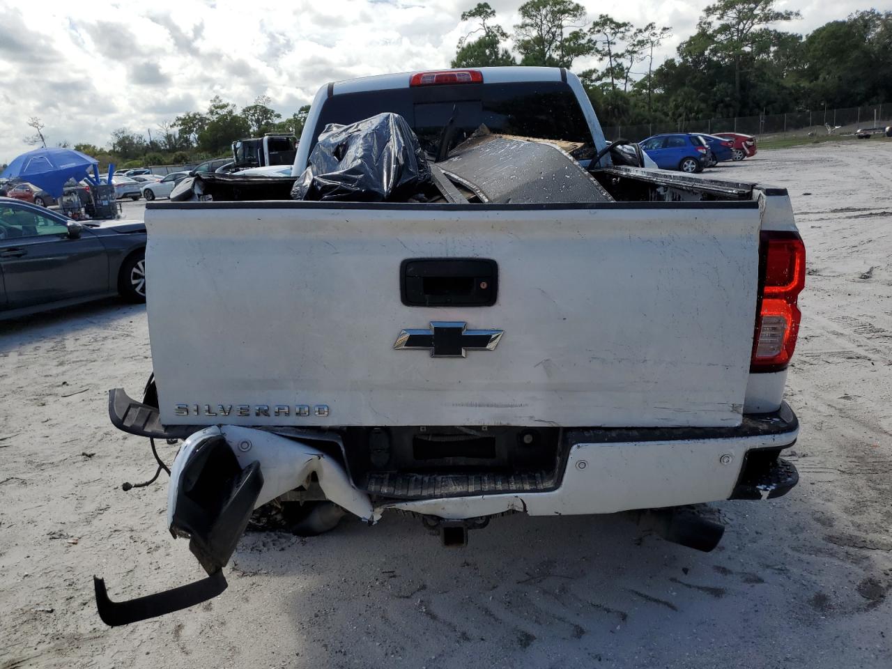 2018 Chevrolet Silverado K1500 Ltz VIN: 3GCUKSEC6JG272673 Lot: 72850874