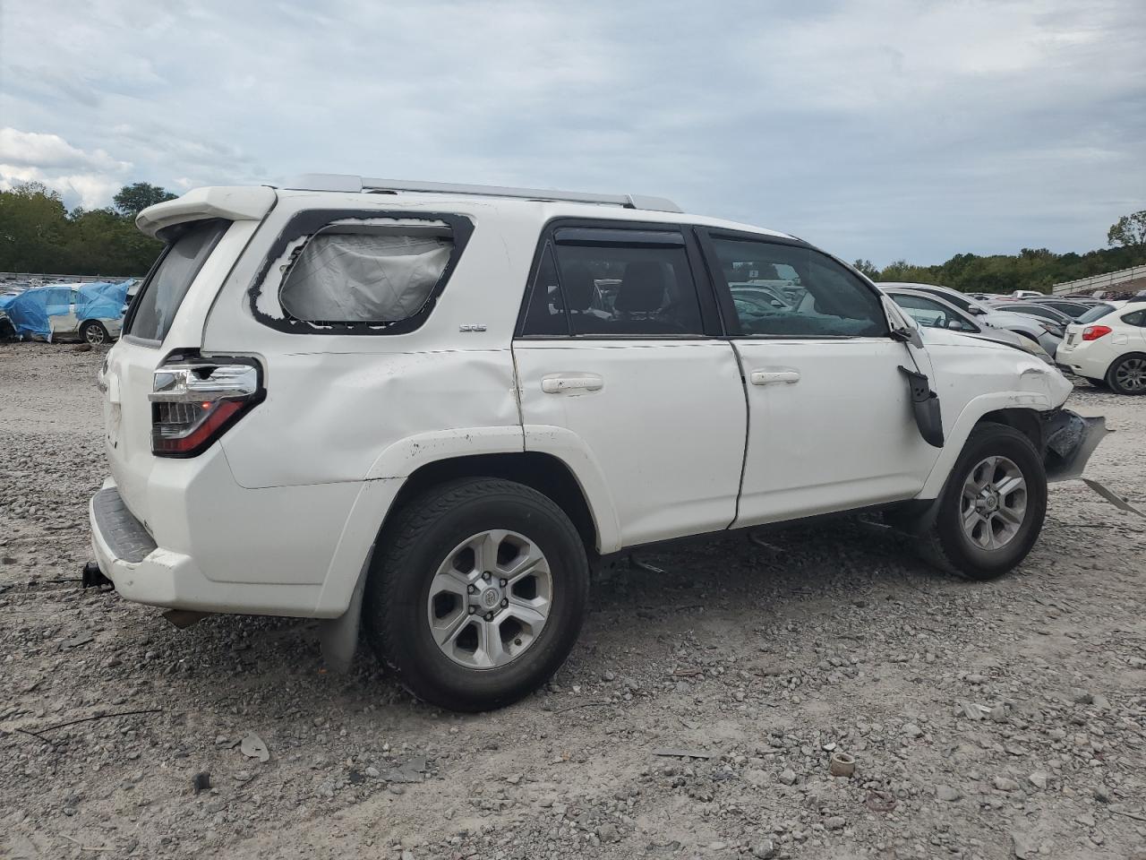 2016 Toyota 4Runner - Image 3