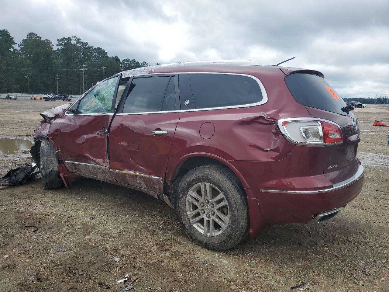 2015 Buick Enclave - Image 2