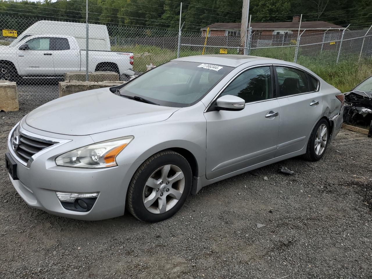 1N4AL3AP1FC268092 2015 NISSAN ALTIMA - Image 1