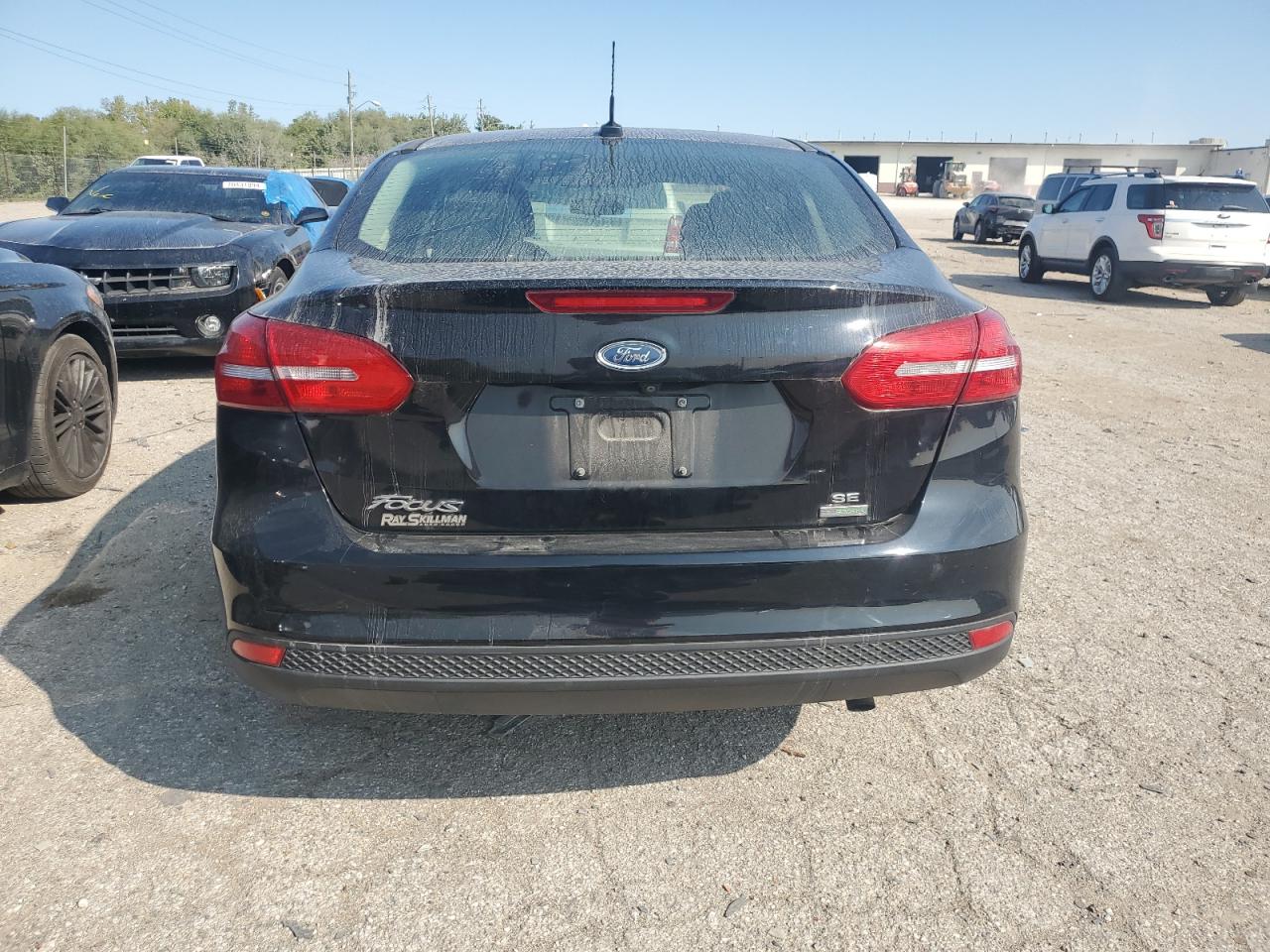 1FADP3FE9JL268133 2018 Ford Focus Se