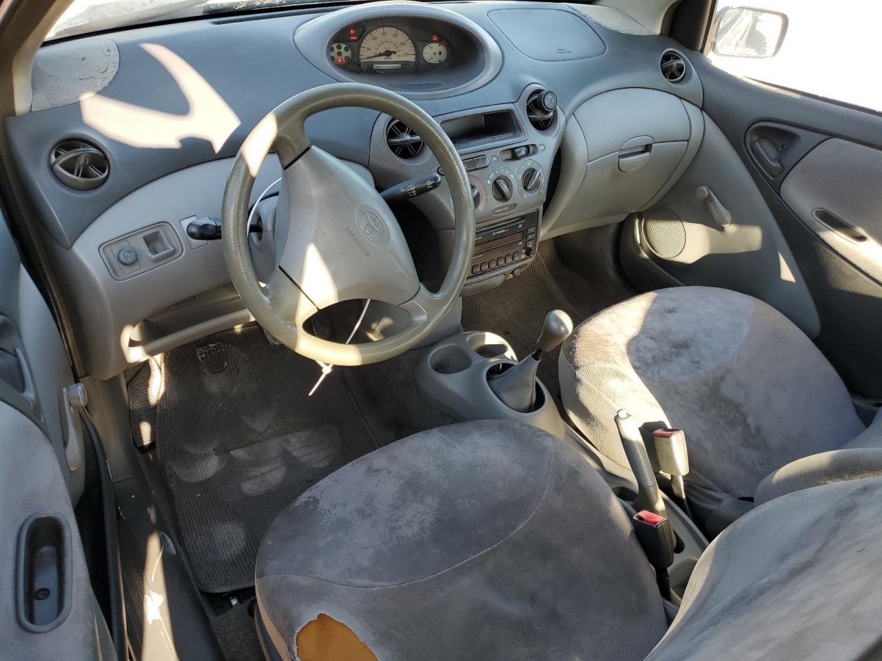 JTDAT123420242768 2002 Toyota Echo