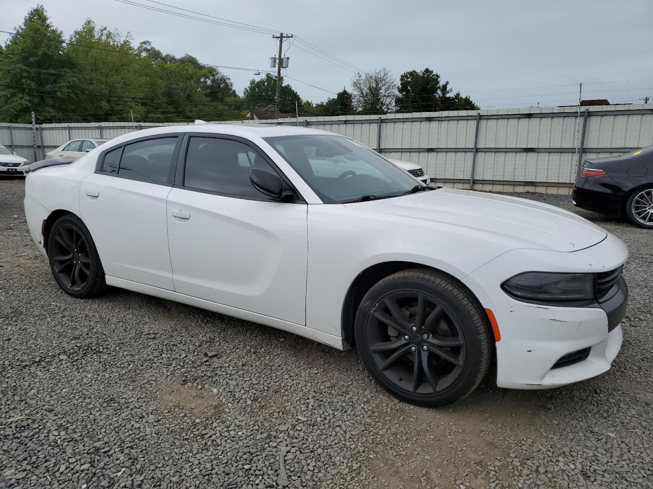 VIN 2C3CDXHG6GH247335 2016 DODGE CHARGER no.4