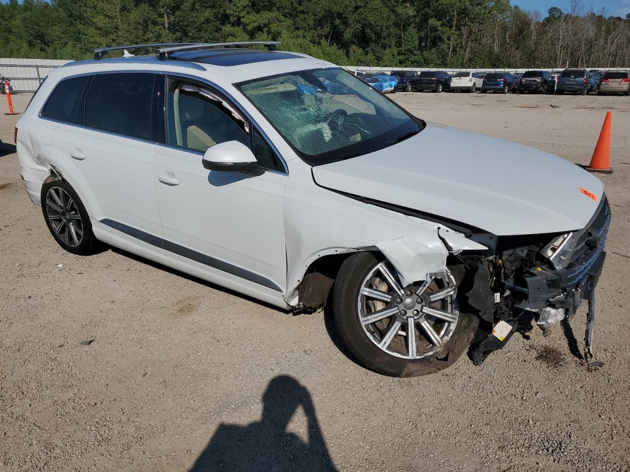 2017 Audi Q7 - Image 4