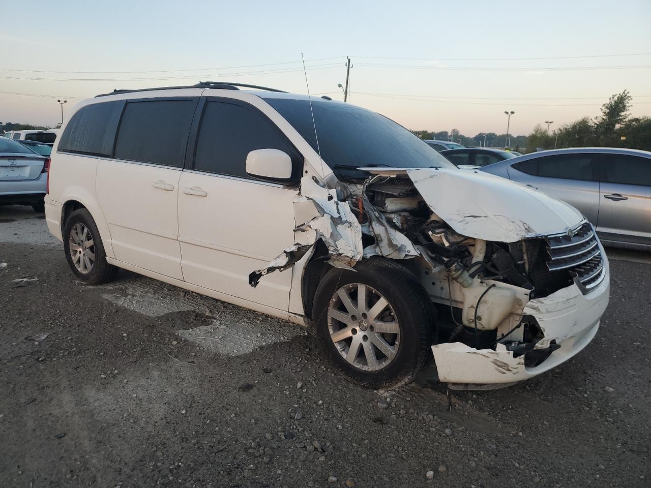 2A8HR54P48R733126 2008 Chrysler Town & Country Touring