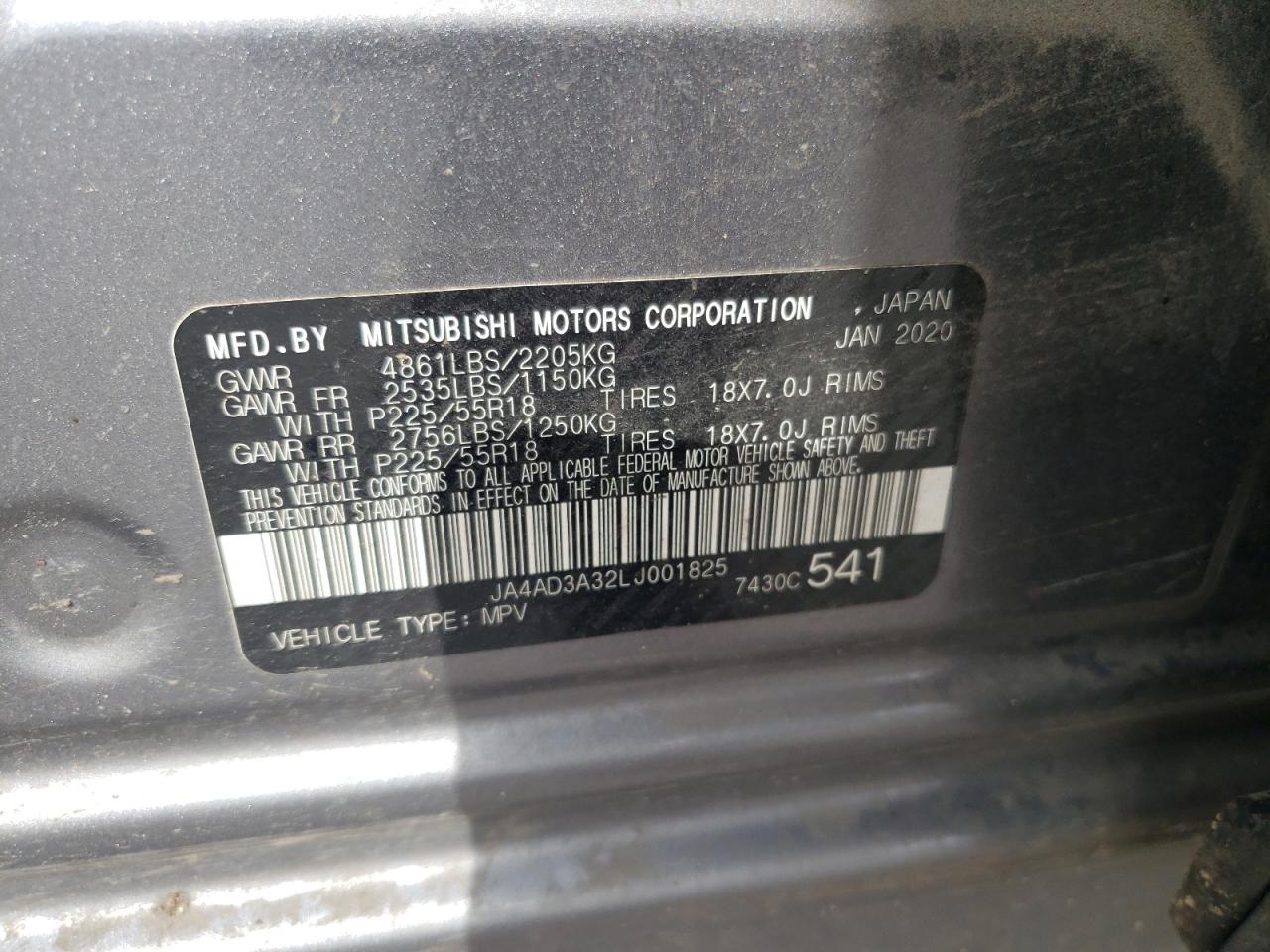 JA4AD3A32LJ001825 2020 Mitsubishi Outlander Se