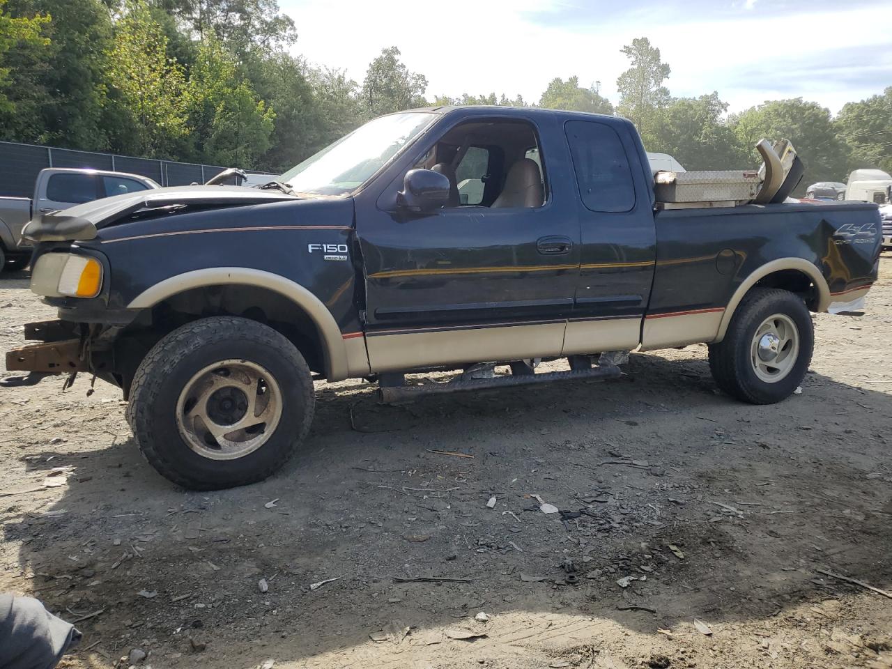 2000 Ford F150 zu verkaufen in Waldorf, MD - All Over