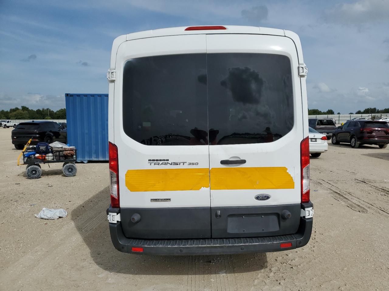 1FBAX2CV6HKB32588 2017 Ford Transit T-350