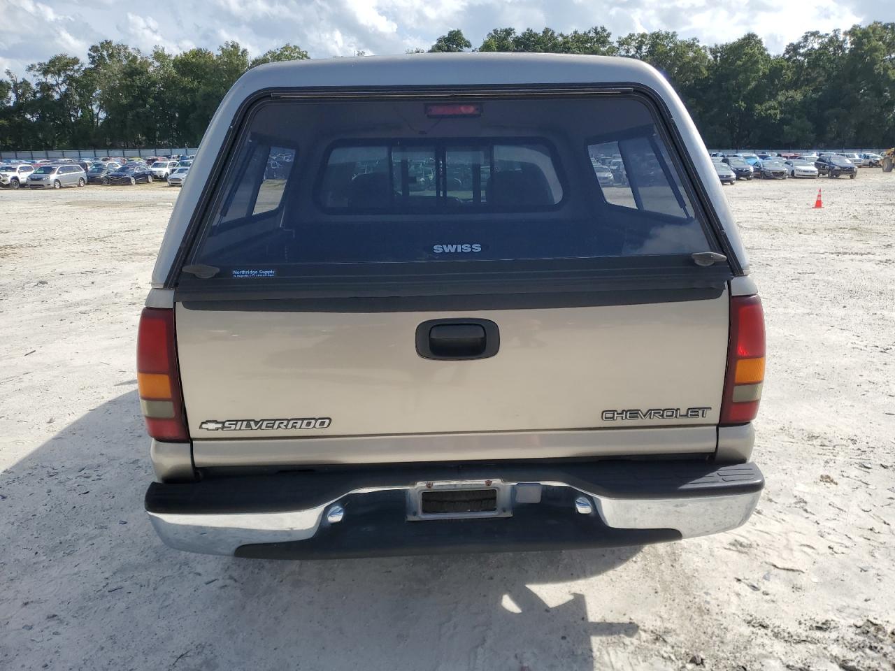 2000 Chevrolet Silverado C1500 VIN: 2GCEC19V8Y1325349 Lot: 73495624