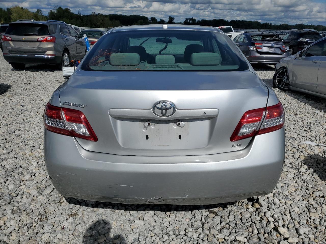 2011 Toyota Camry - Image 6