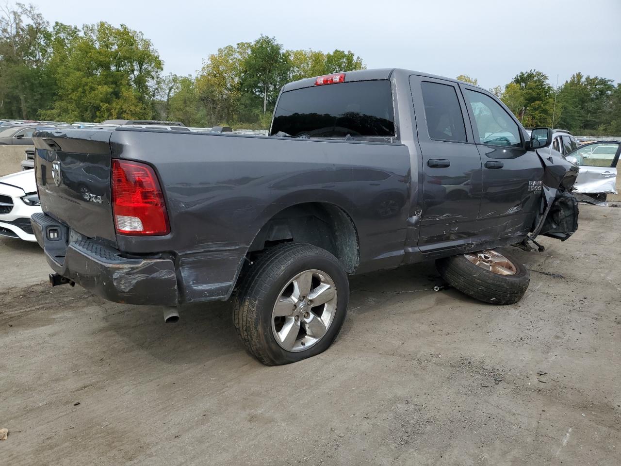 2019 RAM 1500 - Image 3