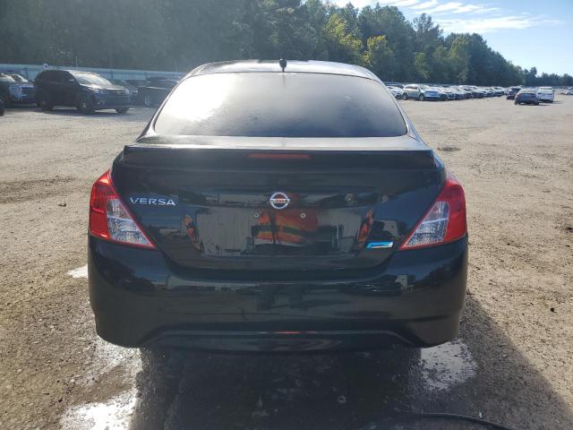  NISSAN VERSA 2016 Czarny