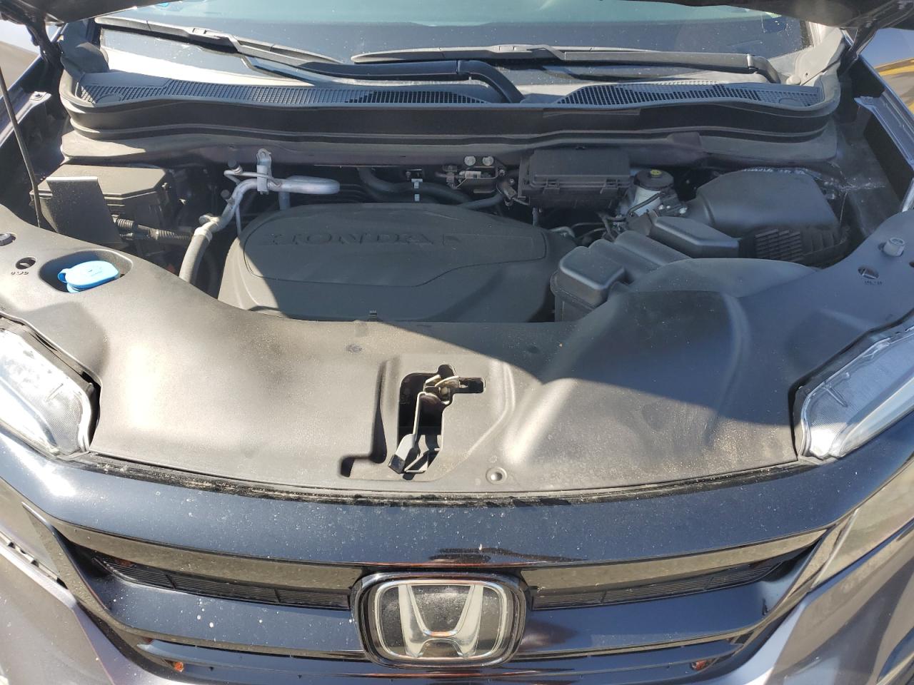 5FNYF5H22MB017412 2021 Honda Pilot Se