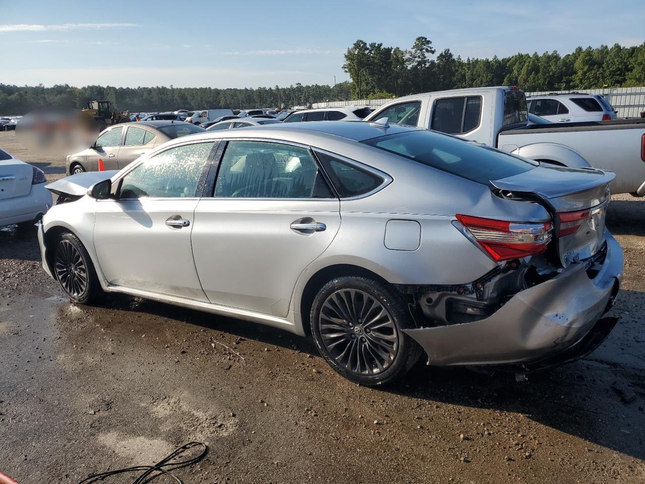 4T1BK1EB6FU163915 2015 TOYOTA AVALON - Image 2