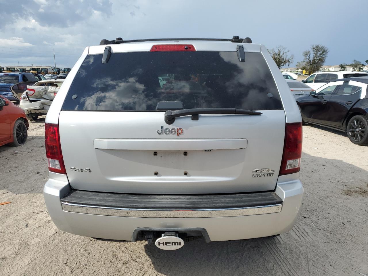 2005 Jeep Grand Cherokee Limited VIN: 1J4HR58215C645350 Lot: 72097744