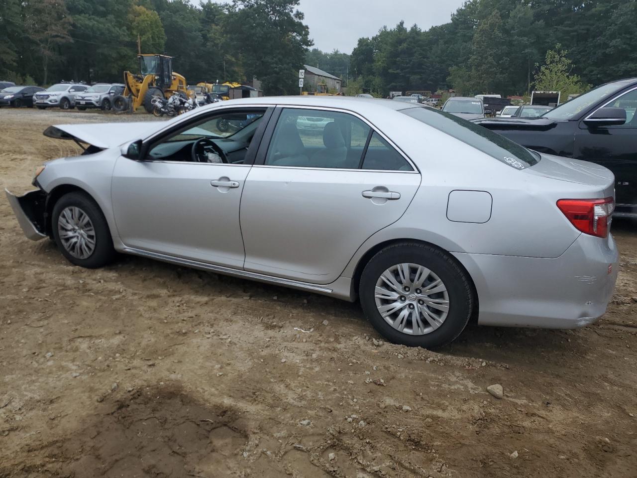 2013 Toyota Camry - Image 2