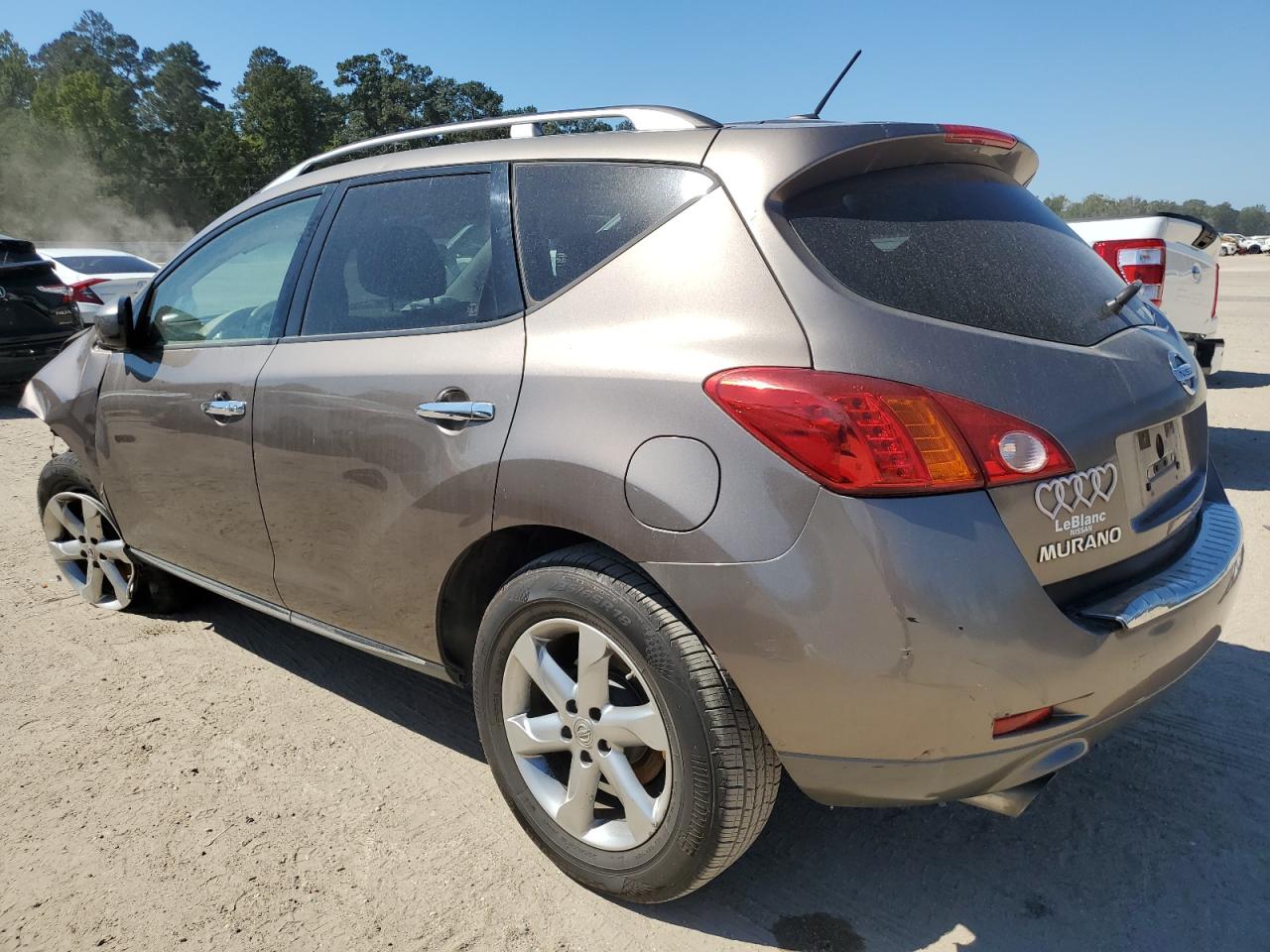 2009 Nissan Murano - Image 2